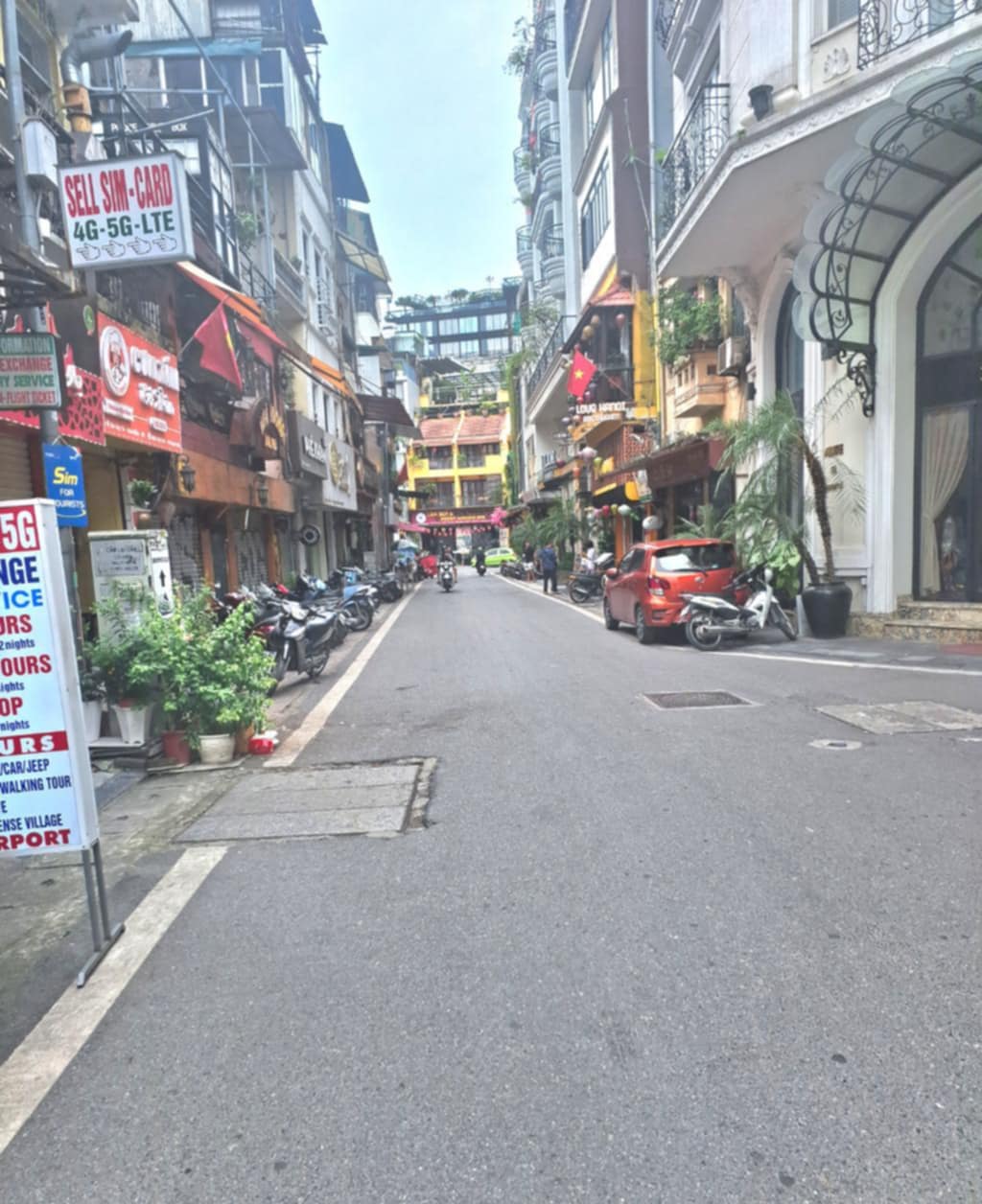 GIẢM SỐC NHÀ HOMESTAY MÃ MÂY TT HOÀN KIẾM KD DÒNG TIỀN 35 TRIỆU / THÁNG 55M X 5 TẦNG 21 TỶ